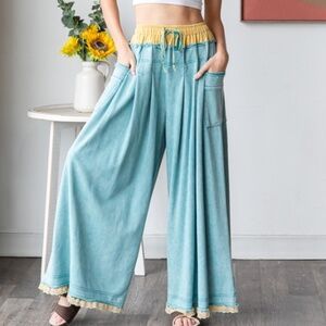 Oli & Hali Color Block High Waisted Pockets Wide leg Pants